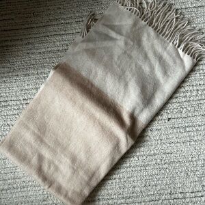 Two-Tone Beige and Cream wool scarf